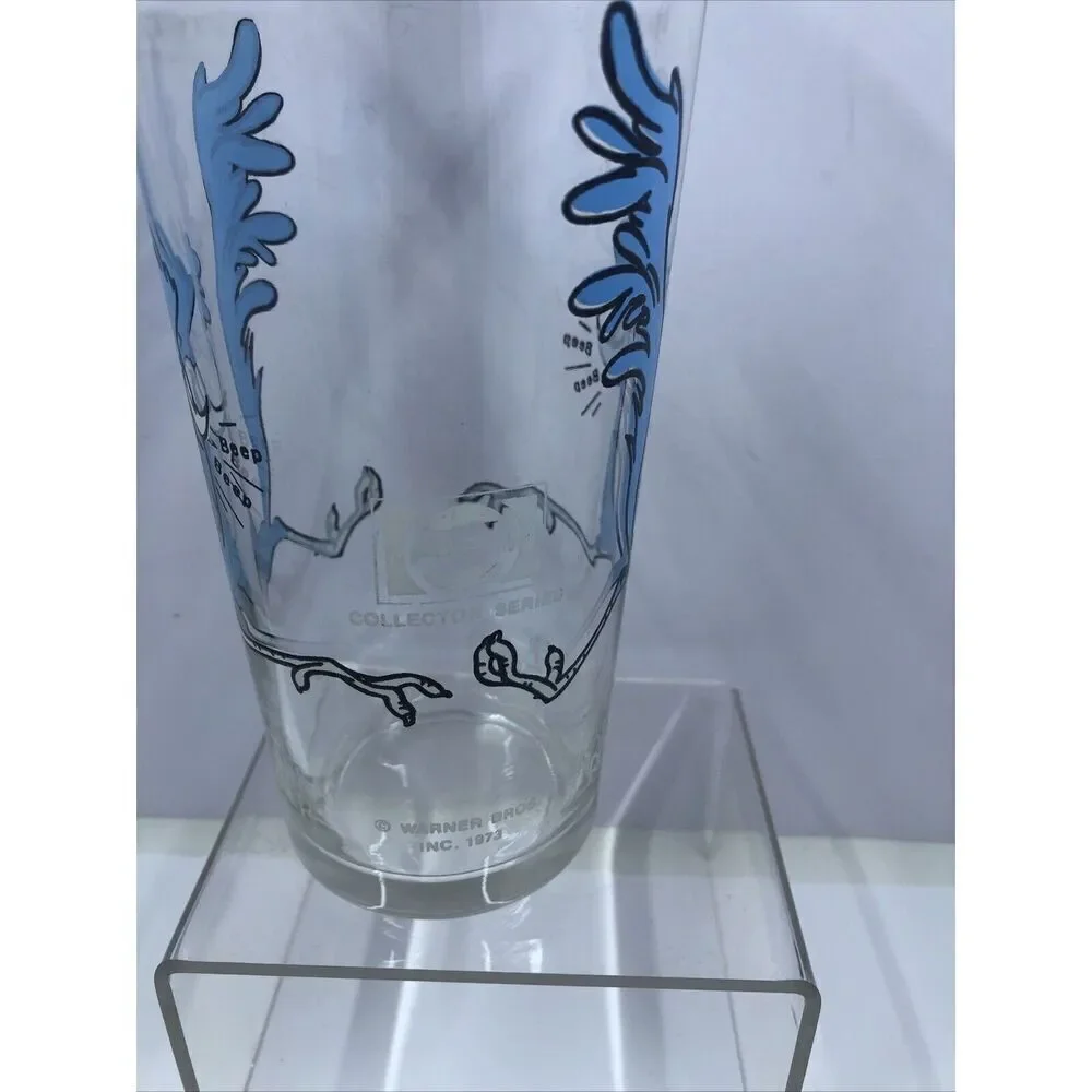 1973 Warner Brothers Road Runner Pepsi Collector Drinking Glass Series. Vintage